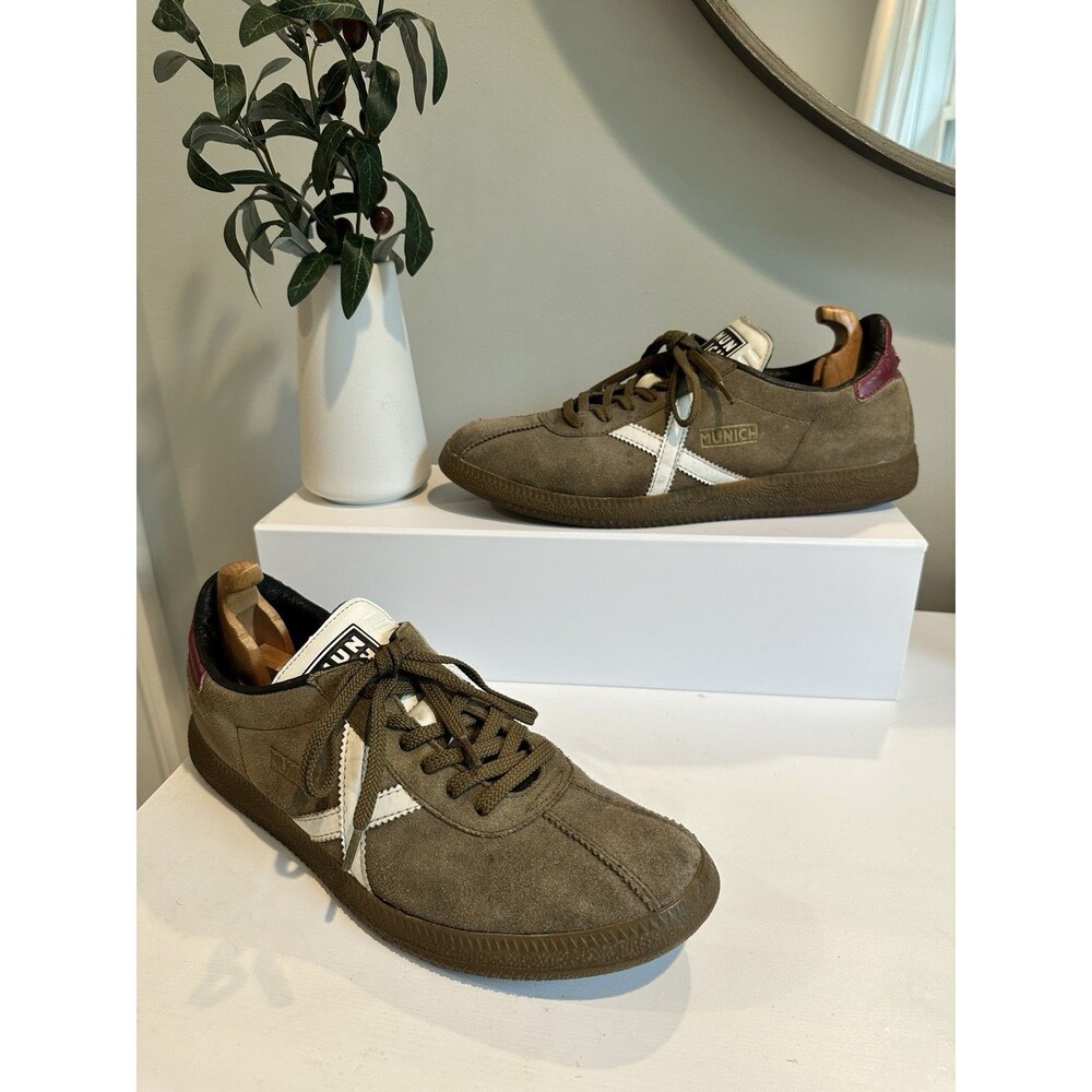 Munich Barrufet Olive Green Suede Retro Sneakers Trainers Men Size US 10/EU 44